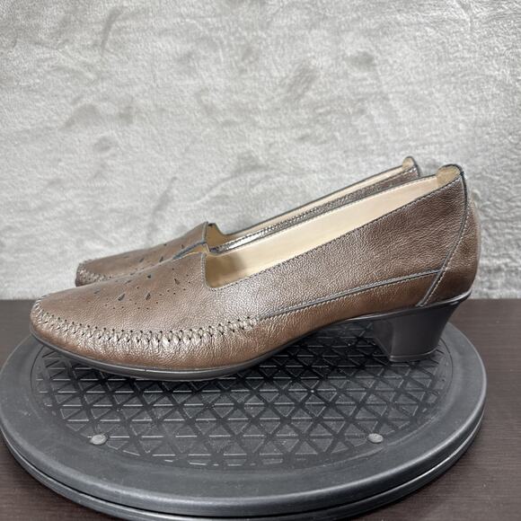 SAS Perforated Portobello Bronze Leather Slip On Heels Shoes Womens Size 10M - Picture 3 of 11